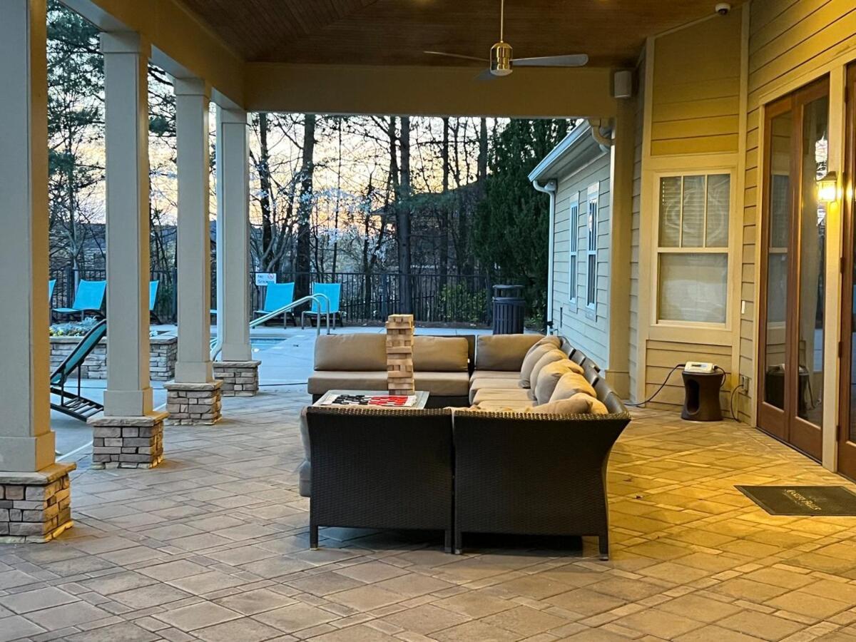 Two 2 Tango - Sleeps 4 "Romantic Get Away Or Business" Close To Everywhere You Want To Be! Instant Booking Available Apartment Charlotte Exterior photo