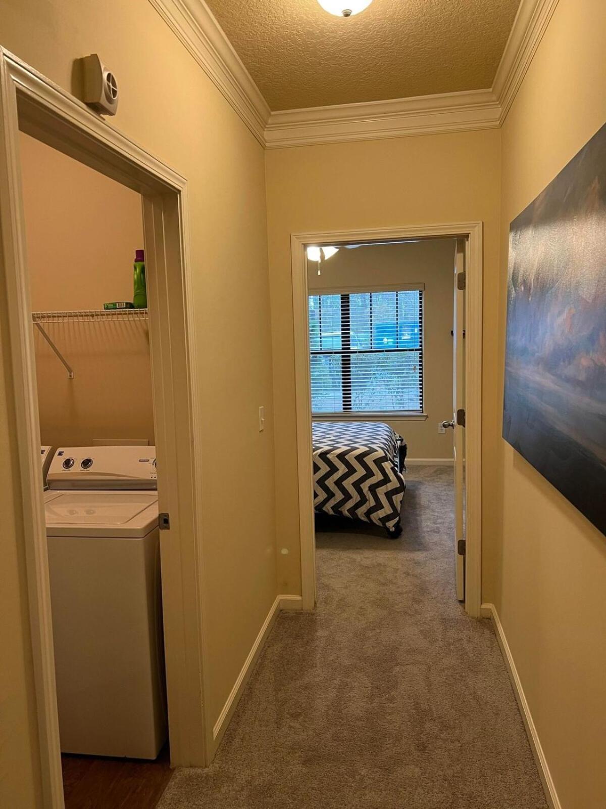 Two 2 Tango - Sleeps 4 "Romantic Get Away Or Business" Close To Everywhere You Want To Be! Instant Booking Available Apartment Charlotte Exterior photo