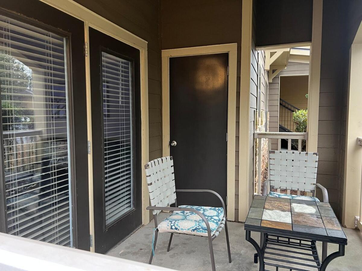 Two 2 Tango - Sleeps 4 "Romantic Get Away Or Business" Close To Everywhere You Want To Be! Instant Booking Available Apartment Charlotte Exterior photo